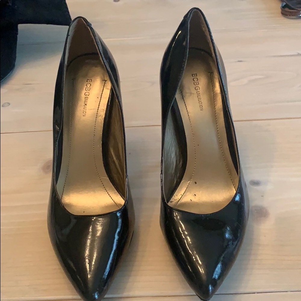 Black bcbg heels